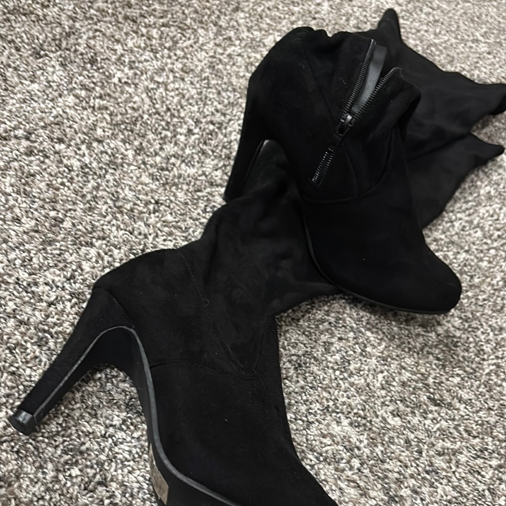 Streetwear Society Black Heeled Boots for Chic Style